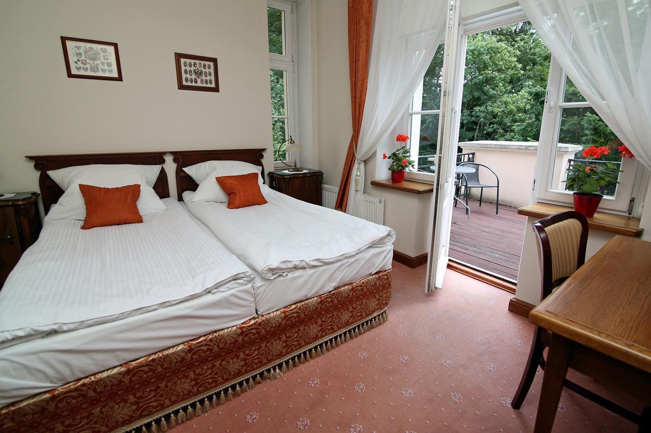 Dwor Bieland Bed and Breakfast Έλμπλαγκ Εξωτερικό φωτογραφία