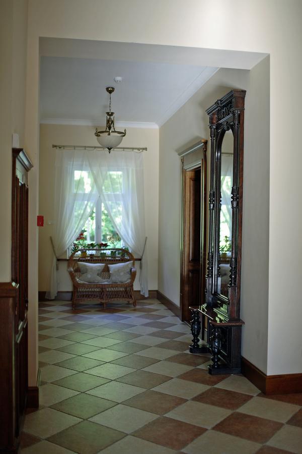 Dwor Bieland Bed and Breakfast Έλμπλαγκ Εξωτερικό φωτογραφία