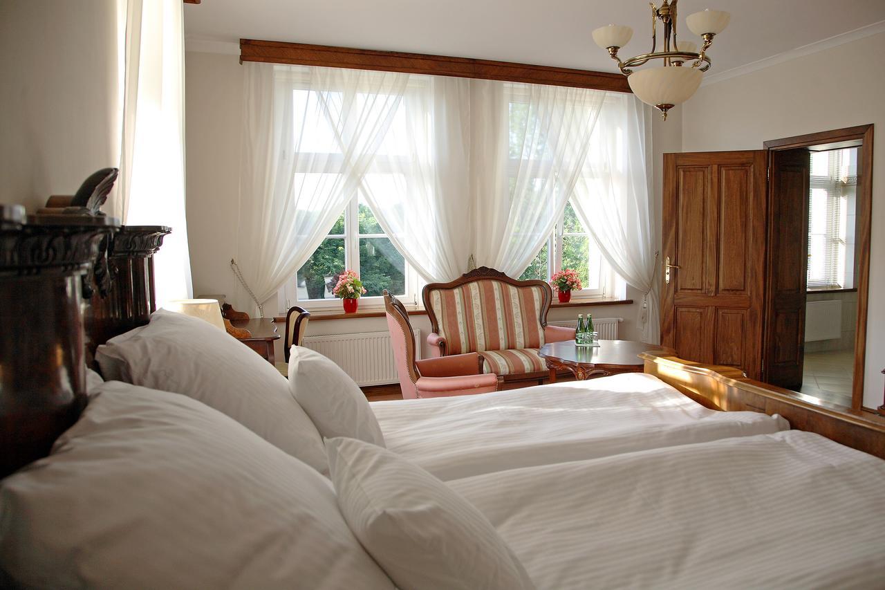 Dwor Bieland Bed and Breakfast Έλμπλαγκ Εξωτερικό φωτογραφία