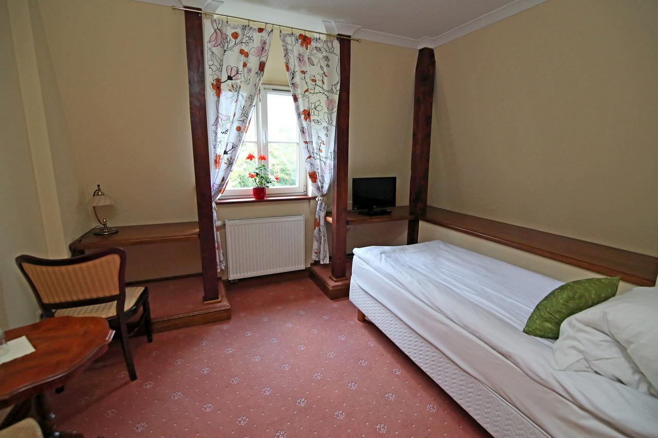 Dwor Bieland Bed and Breakfast Έλμπλαγκ Εξωτερικό φωτογραφία