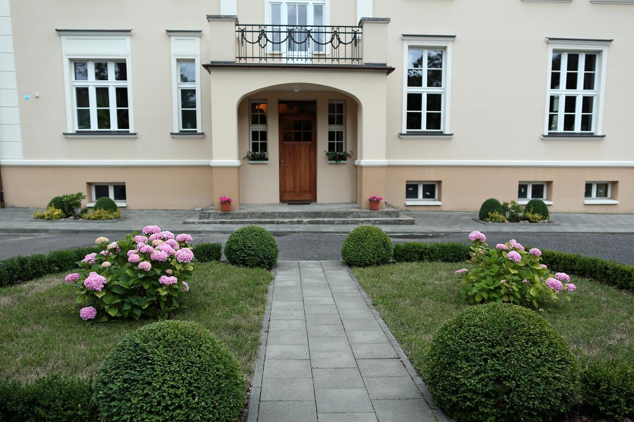 Dwor Bieland Bed and Breakfast Έλμπλαγκ Εξωτερικό φωτογραφία